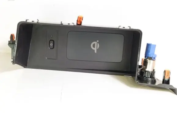 Lexus RX 450H Wireless charging module 10R0312895