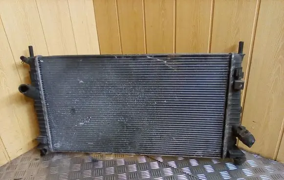 Coolant radiator