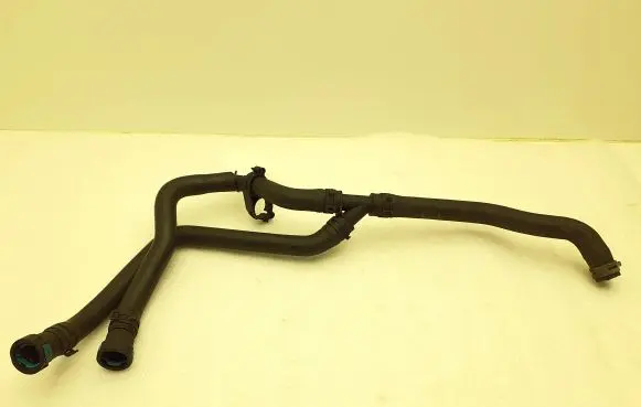 Jaguar XJ X351 Engine coolant pipe/hose 8W838K534AH
