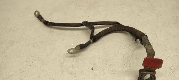 Citroen C4 I Positive cable (battery)