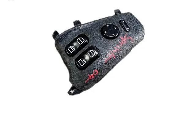 Mercedes-Benz Vito Viano W638 Electric window control switch A0045459207