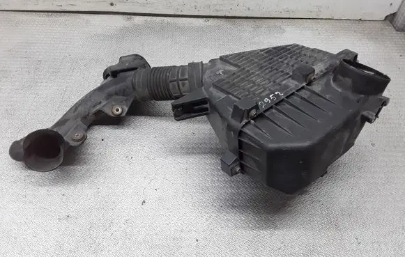 Honda FR-V Air filter box