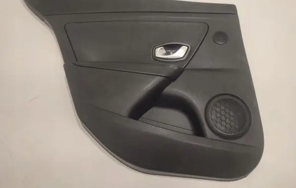 Renault Fluence Rear door card panel trim