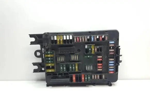 BMW X6 F16 Fuse module 87208801