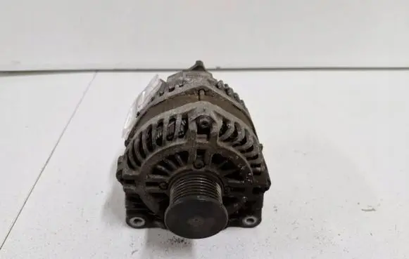 Renault Trafic III (X82) Generator/alternator 231009096R
