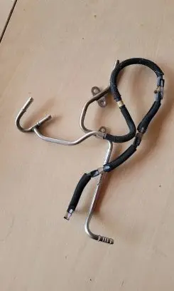 Volkswagen PASSAT B7 Fuel return line/hose 03L201360AD