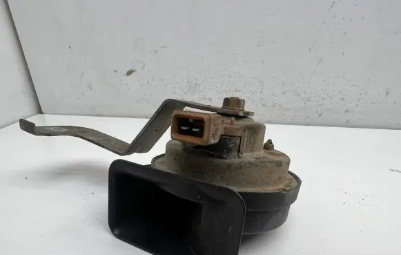 Volvo V50 Horn signal 0055306