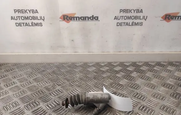 Honda CR-V Clutch master cylinder 