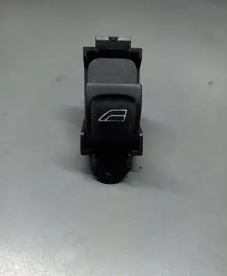 Volvo V50 Front door window switch trim 30773217 03453405 01105080280310