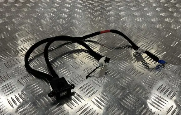 Hyundai Ioniq 5 USB socket connector 96120-GI000