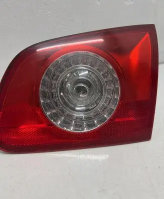 Volkswagen PASSAT B6 Tailgate rear/tail lights 3C9945094