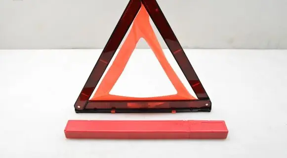 Land Rover Discovery Sport Emergency warning sign 