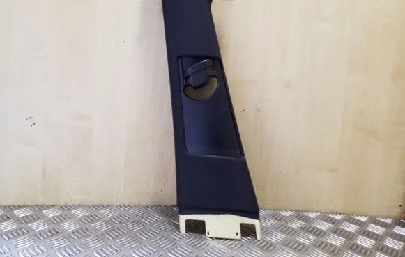 BMW X5 E53 (B) pillar trim (top) 51438211907 8211907 51438203871