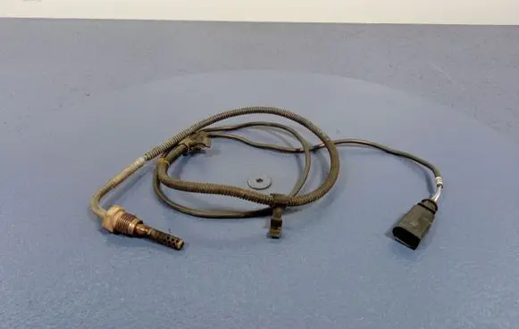 Volkswagen Phaeton Interior temperature sensor 059906088AD