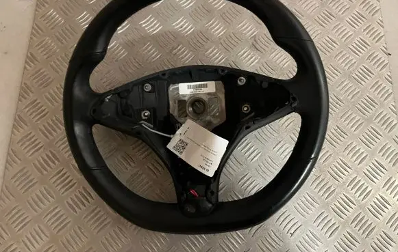 Tesla Model S Steering wheel 103677400D