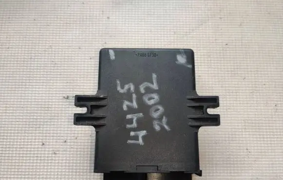 Mercedes-Benz Sprinter W901 W902 W903 W904 Door central lock control unit/module A0004461019 410215010001