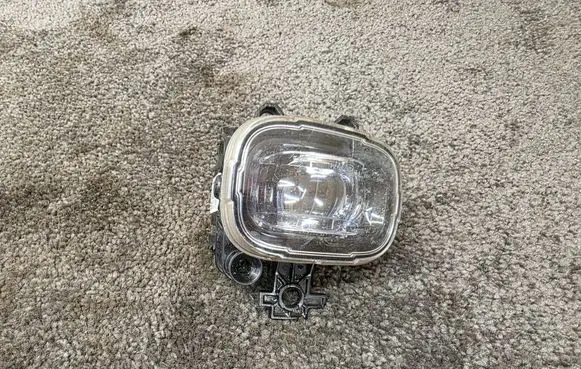 Renault Talisman Front fog light 261504122R