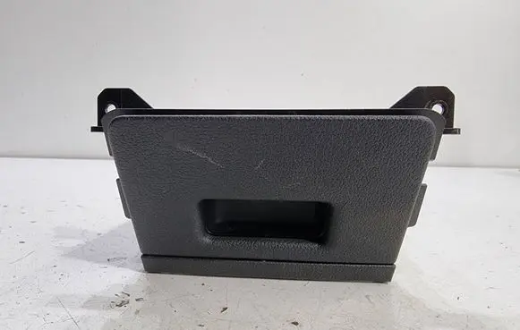 Volkswagen Touran III Dashboard storage box/compartment 5TA861801 WW378ZSB 82850001