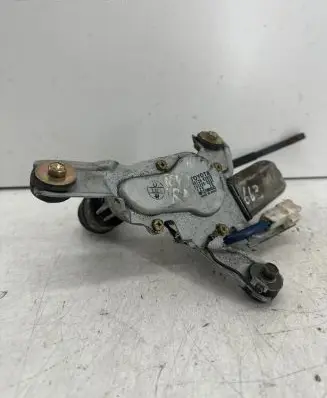 Toyota RAV 4 (XA10) Rear window wiper motor 8513042010 1592000552