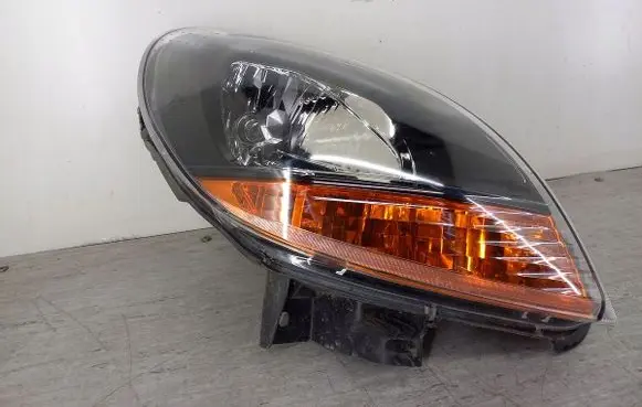 Renault Kangoo I Headlight/headlamp 043590