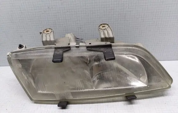 Nissan Primera Headlight/headlamp