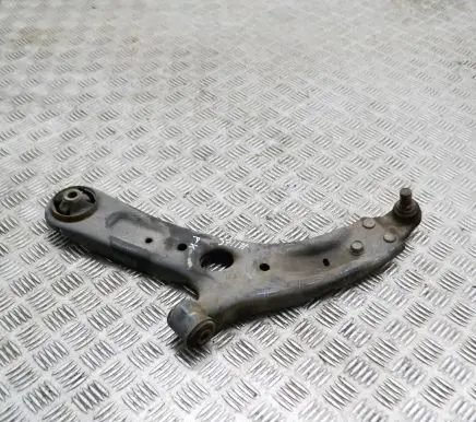 Hyundai i30 Front lower control arm/wishbone