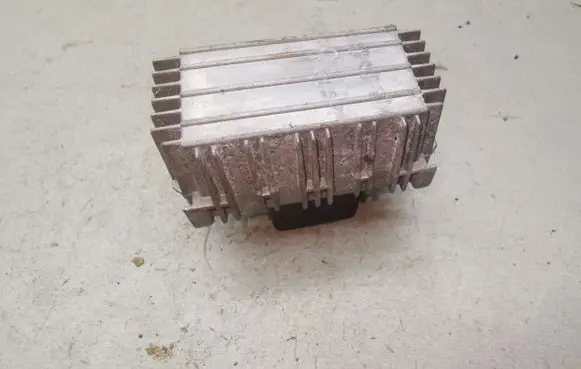 Opel Zafira A Glow plug pre-heat relay 09132691