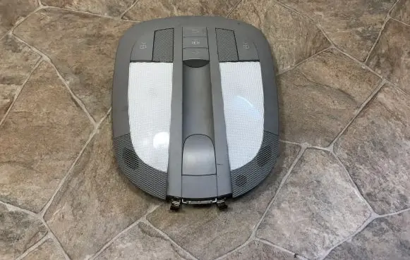 Front seat light