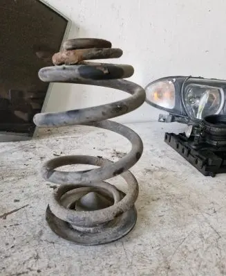 BMW 3 E46 Rear coil spring