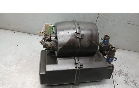 Volkswagen Polo II 86C 2F Heater fan/blower 867819015A