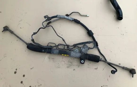 Hyundai Elantra Steering rack 577002D100