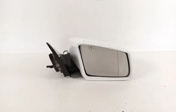 Mercedes-Benz E W212 Front door electric wing mirror 