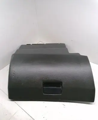 BMW 3 E30 Glove box