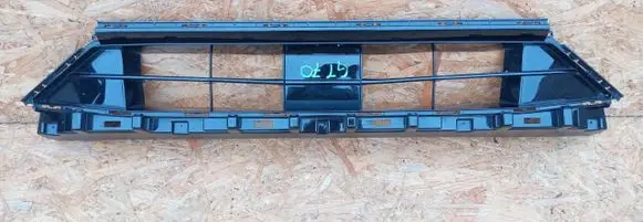 Ford Kuga III Front bumper lower grill LV4B-17K945-S