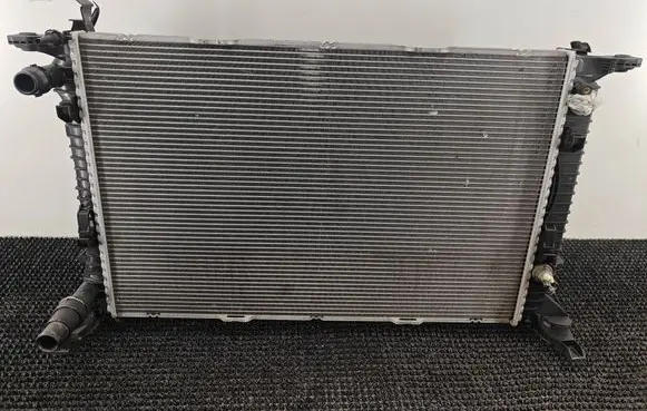 Audi A4 S4 B8 8K Coolant radiator 8K0121251K VPTBH8005BG