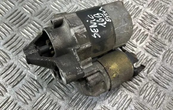 Renault Scenic I Starter motor D7E22 105119F 28C2881MVN