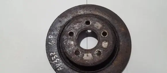 Volvo V50 Rear brake disc neventiliuojamas