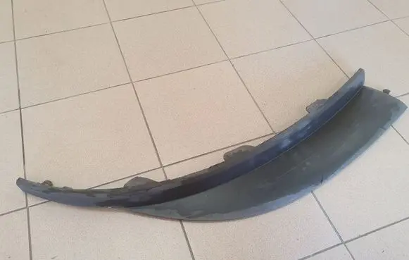 Opel Astra J Front bumper lip 13264406