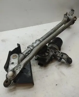 Subaru Outback Front wiper linkage and motor