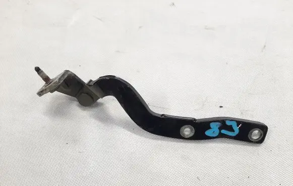 Audi TT TTS Mk2 Tailgate/trunk/boot hinge 8J8827300A