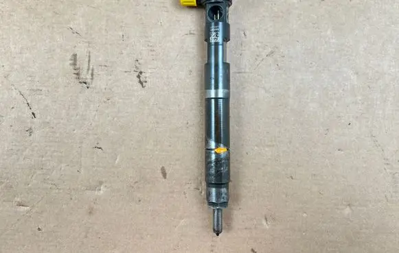 Mercedes-Benz Sprinter W906 Fuel injector A6510703087