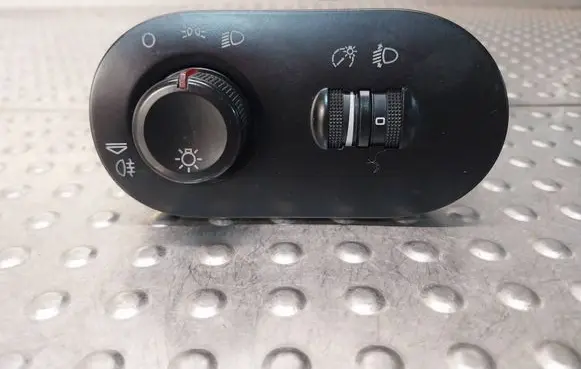 Seat Ibiza III (6L) Light switch 6L1941531Q