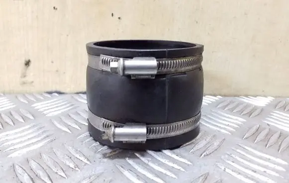 Opel Frontera B Intercooler hose/pipe