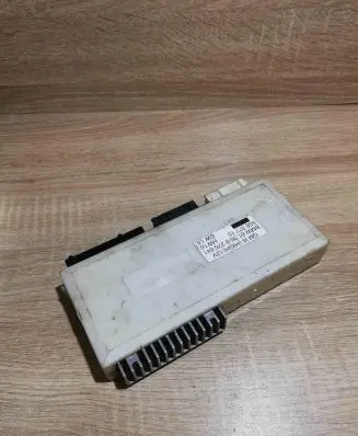 BMW 5 E39 Comfort/convenience module 8376641