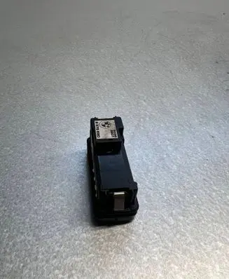 BMW 5 E60 E61 Tailgate/trunk/boot open switch ---