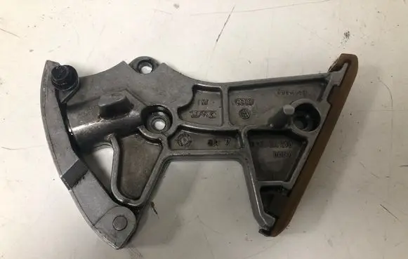 Volkswagen Polo Slide rail for timing chain 045115124B