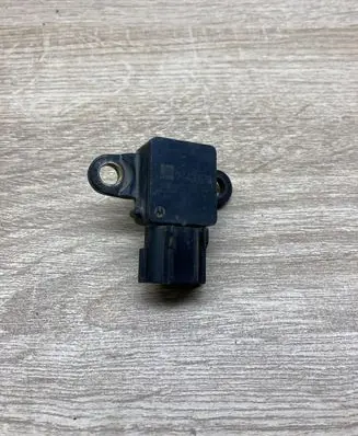 Opel Zafira A Air pressure sensor 24426679