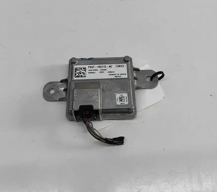 Ford Kuga III Blind spot module PV4T14G113AC