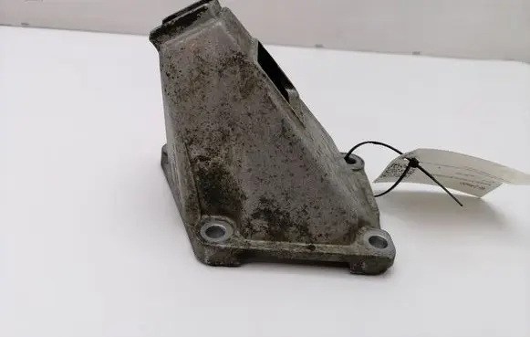 Audi A8 S8 D2 4D Engine mounting bracket 4D0199307A 52394 52390