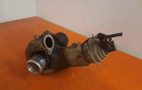 Fiat Bravo Turbo system vacuum part 55220701